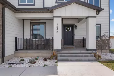 1085 N Coachman Ln, Spanish Fork, UT 84660 - Photo 2