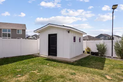 1085 N Coachman Ln, Spanish Fork, UT 84660 - Photo 32