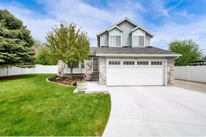 1886 W 8250 S #13, West Jordan, UT 84088 - Photo 2