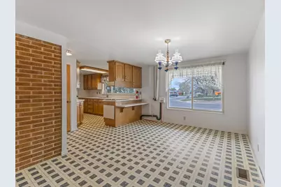 1204 E Iris Ln, Millcreek, UT 84106 - Photo 6