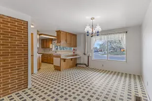 1204 E Iris Ln, Millcreek, UT 84106 - Photo 6