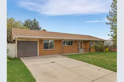 1204 E Iris Ln, Millcreek, UT 84106 - Photo 2