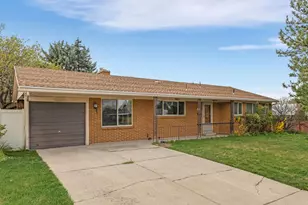 1204 E Iris Ln, Millcreek, UT 84106 - Photo 2