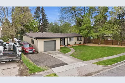 602 E 5600 S, Murray, UT 84107 - Photo 2