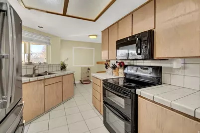 2068 N 1600 E, Logan, UT 84341 - Photo 12