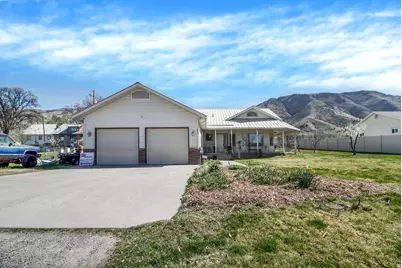 2068 N 1600 E, Logan, UT 84341 - Photo 2