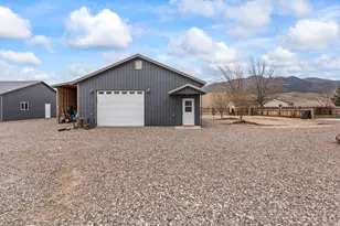 1165 E Austin Dr, Elsinore, UT 84724 - Photo 58