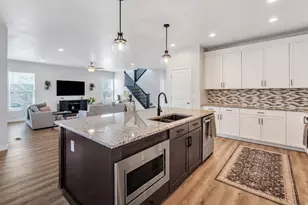 6281 W Copper Hawk Dr, South Jordan, UT 84009 - Photo 12