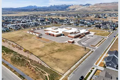 6281 W Copper Hawk Dr, South Jordan, UT 84009 - Photo 46