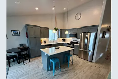 128 N Foxmoor Way, Saratoga Springs, UT 84045 - Photo 4