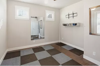 278 E Larsen Ln, Harrisville, UT 84404 - Photo 14