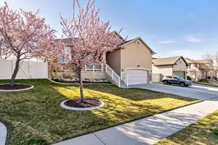 6788 S Liza Ln, West Jordan, UT 84081 - Photo 4