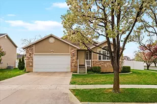 2249 W Craig Ln, Syracuse, UT 84075 - Photo 1