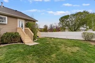 2249 W Craig Ln, Syracuse, UT 84075 - Photo 30