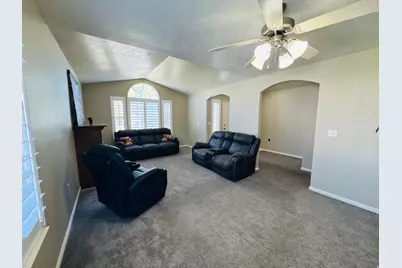 2249 W Craig Ln, Syracuse, UT 84075 - Photo 4