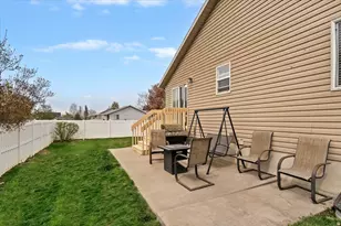 2249 W Craig Ln, Syracuse, UT 84075 - Photo 20