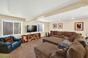 2198 E Iverson Woods Pl, Holladay, UT 84117 - Photo 24