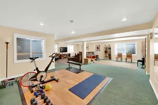 2198 E Iverson Woods Pl, Holladay, UT 84117 - Photo 20