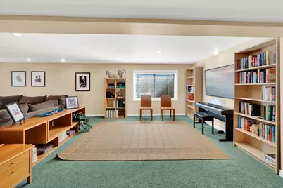 2198 E Iverson Woods Pl, Holladay, UT 84117 - Photo 22