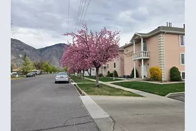343 W 300 N #9, Provo, UT 84601 - Photo 2