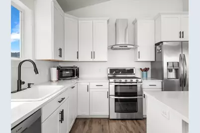 831 W Sunrise Cir #24, Garden City, UT 84028 - Photo 18