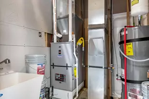 831 W Sunrise Cir, Garden City, UT 84028 - Photo 32