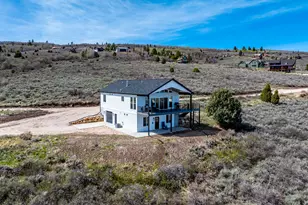 831 W Sunrise Cir, Garden City, UT 84028 - Photo 6