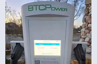 1996 E 6400 S, Murray, UT 84121 - Photo 12