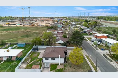 3649 S 5725 W, West Valley, UT 84128 - Photo 32