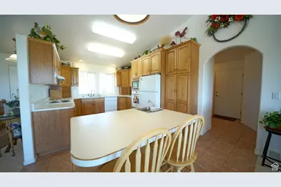 4551 S 600 E, Torrey, UT 84775 - Photo 20