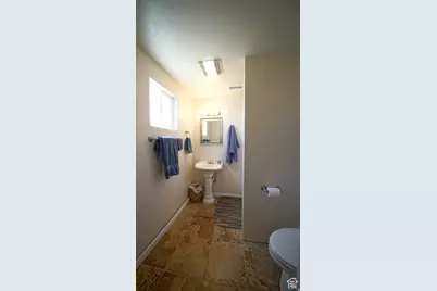 4551 S 600 E, Torrey, UT 84775 - Photo 32