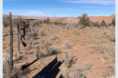 4551 S 600 E, Torrey, UT 84775 - Photo 6