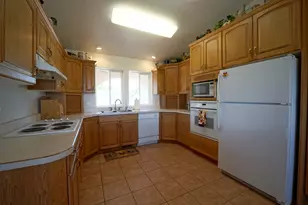 4551 S 600 E, Torrey, UT 84775 - Photo 20