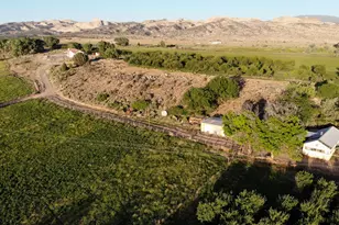 4551 S 600 E, Torrey, UT 84775 - Photo 2