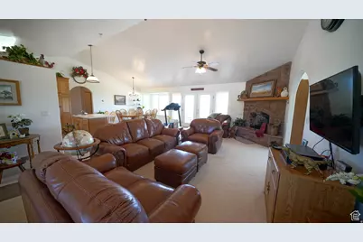 4551 S 600 E, Torrey, UT 84775 - Photo 24