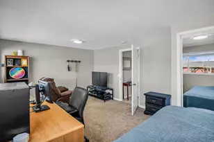 1018 E Sagehill Dr S, Holladay, UT 84124 - Photo 22