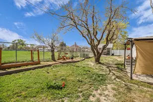 1018 E Sagehill Dr S, Holladay, UT 84124 - Photo 44