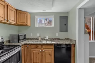 1018 E Sagehill Dr S, Holladay, UT 84124 - Photo 28