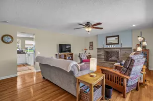 1018 E Sagehill Dr S, Holladay, UT 84124 - Photo 6