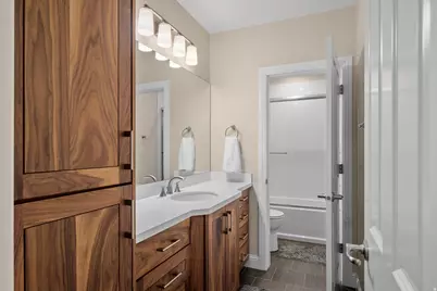 1456 E Firelight Way S, Sandy, UT 84092 - Photo 14