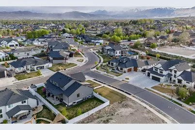 10581 S Verda Cir, South Jordan, UT 84095 - Photo 98