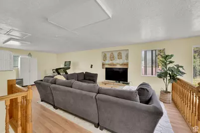 75 S 500 E, Pleasant Grove, UT 84062 - Photo 12