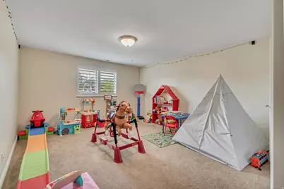 1810 N 1725 W, Farr West, UT 84404 - Photo 34