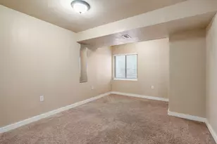 3075 S Crews Hill Ct Ct, West Valley, UT 84120 - Photo 30