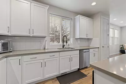 824 W 2800 N, Lehi, UT 84043 - Photo 6