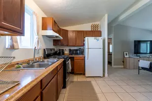 17 W Tiny Wood Dr S, Sandy, UT 84070 - Photo 12