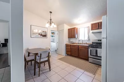 17 W Tiny Wood Dr S, Sandy, UT 84070 - Photo 8