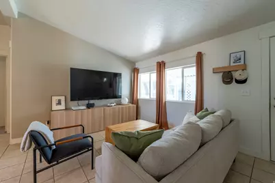17 W Tiny Wood Dr S, Sandy, UT 84070 - Photo 4