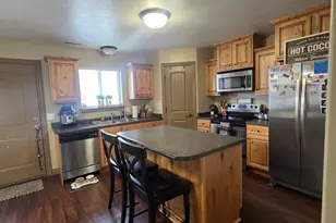 494 N 190 E, Roosevelt, UT 84066 - Photo 2
