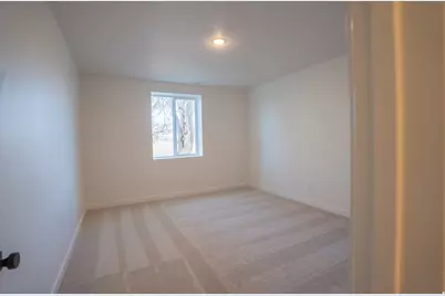 2878 W 2850 S, West Haven, UT 84401 - Photo 28
